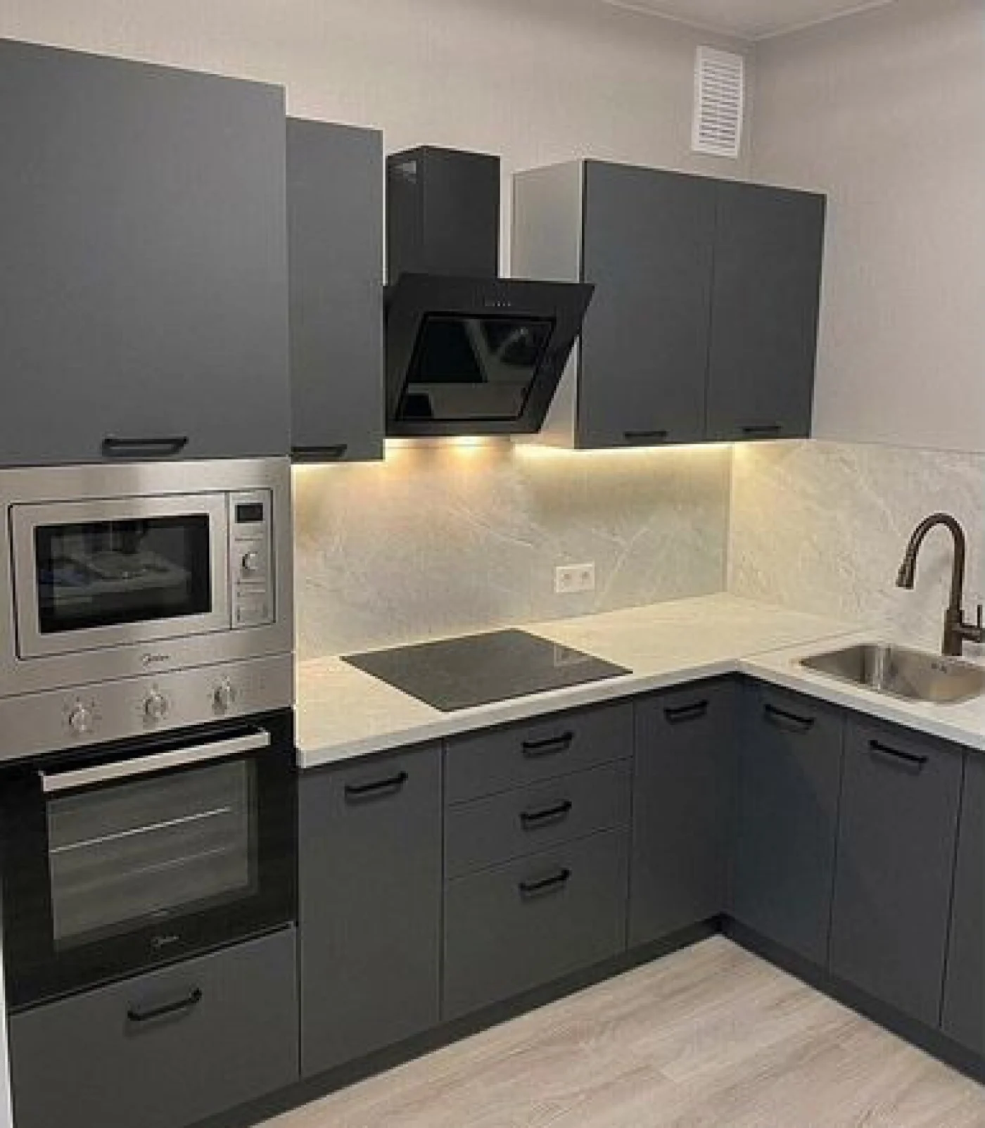 Кухни на заказ с бесплатным замером и 3D-проектом