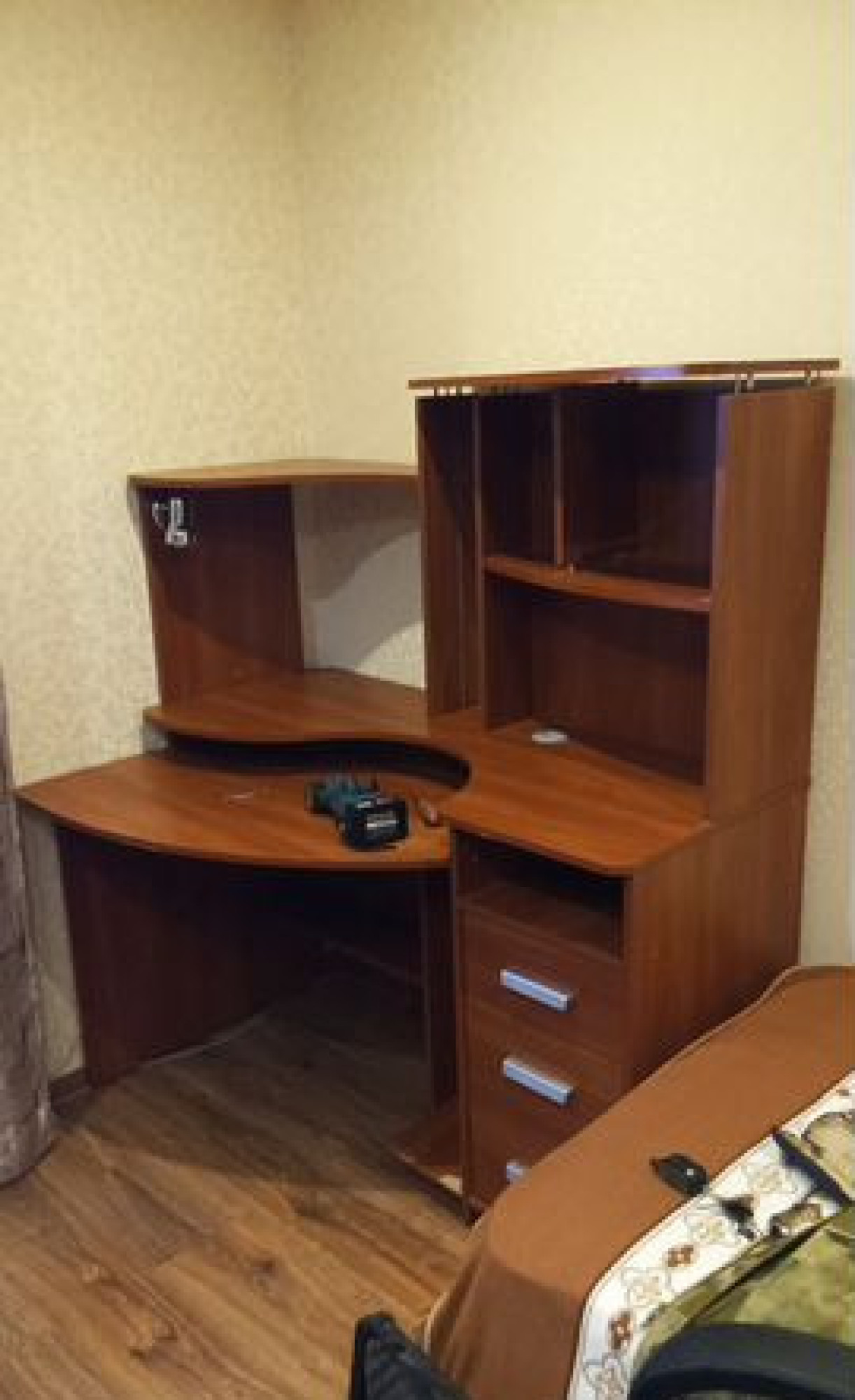 Изготовление мебели на заказ: шкафы и кухни по индивидуальным размерам