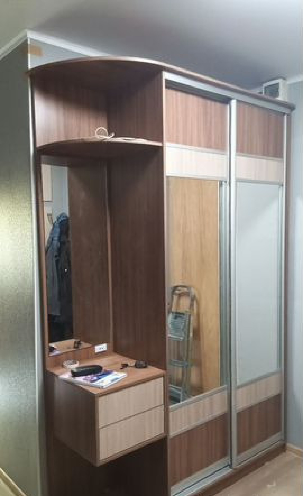 Изготовление мебели на заказ: шкафы и кухни по индивидуальным размерам